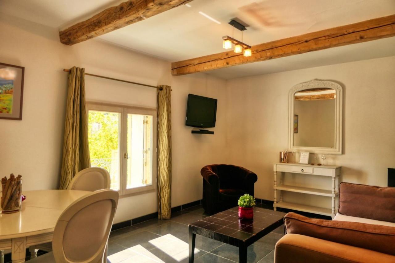 A Propos- Suites Et Chambres Оранж Экстерьер фото